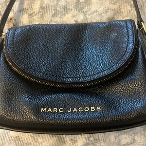 Like new Marc Jacob black cross body